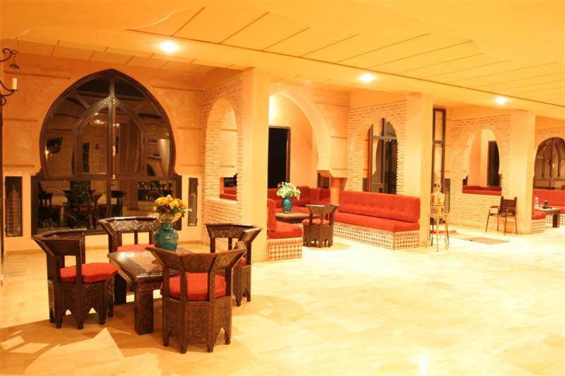 Hôtel La Kasbah Ait Ben Haddou Bagian luar foto